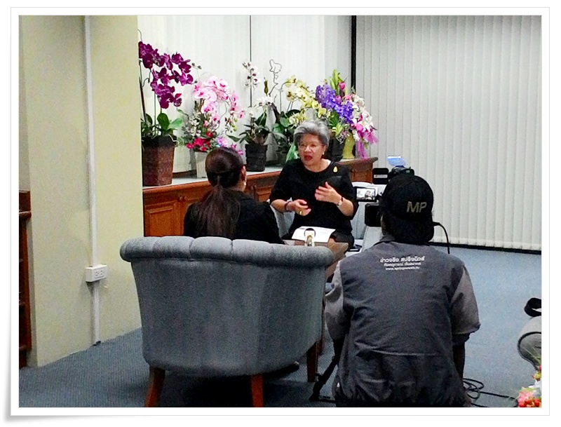 ﻿อธิบดีกรมบังคับคดี ให้สัมภาษณ์สถานีข่าว สปริงนิวส์ ทีวีดิจิทัล ช่อง19